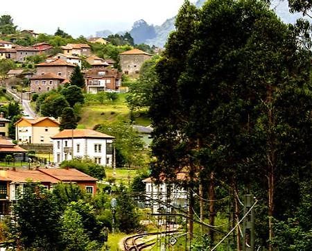 Hotel El Mirador Del Nalon San Roman  外观 照片