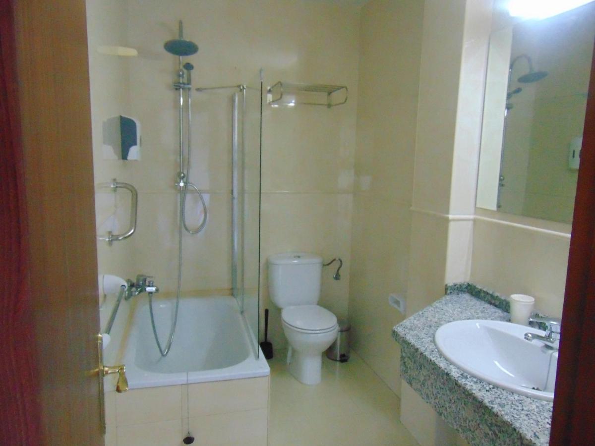 Hotel El Mirador Del Nalon San Roman  外观 照片